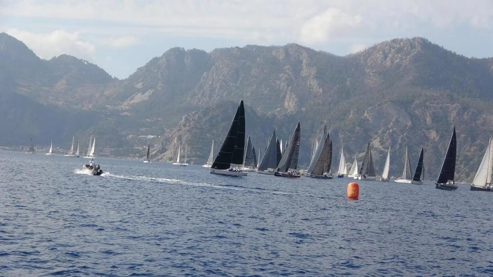 Marmaris Yarış haftasının ikinci günü tamamlandı