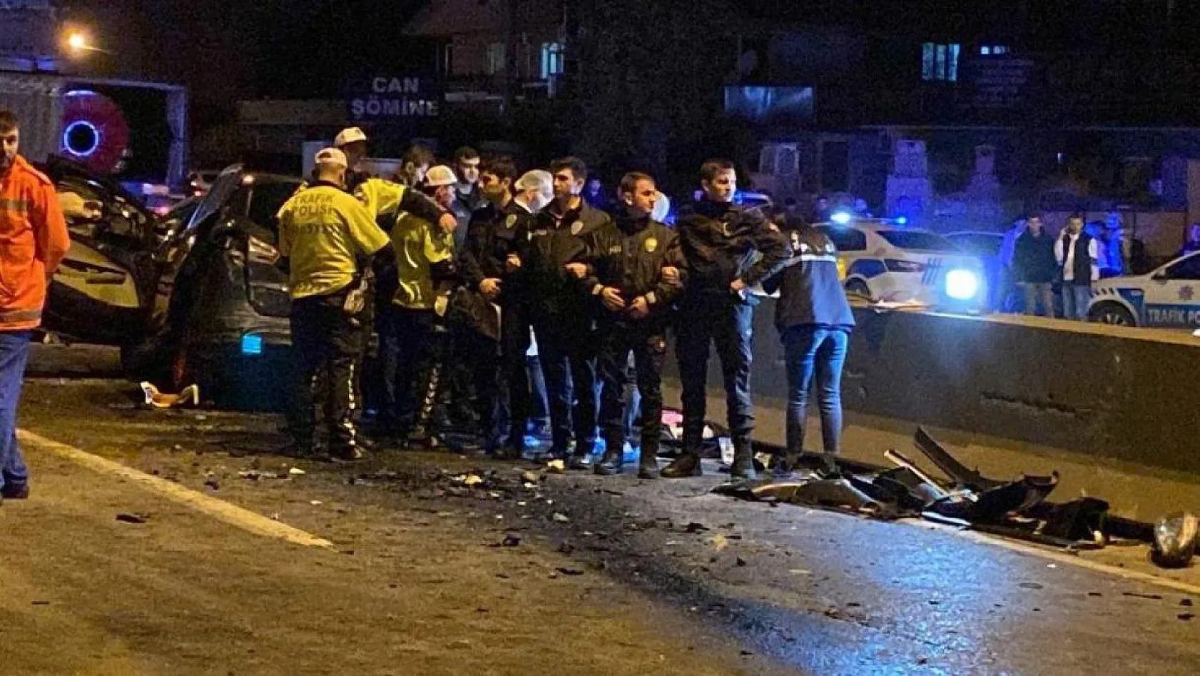 Feci kaza hamile kadını ve bir çocuğu hayattan kopardı