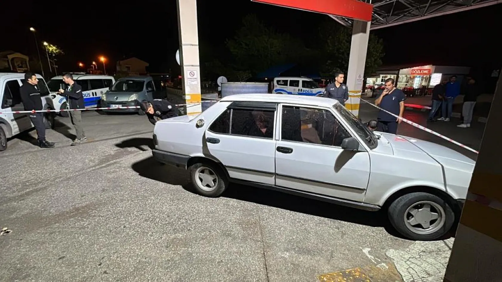 Fethiye'de silahla vuruldu, otomobilini hastaneye kadar sürdü