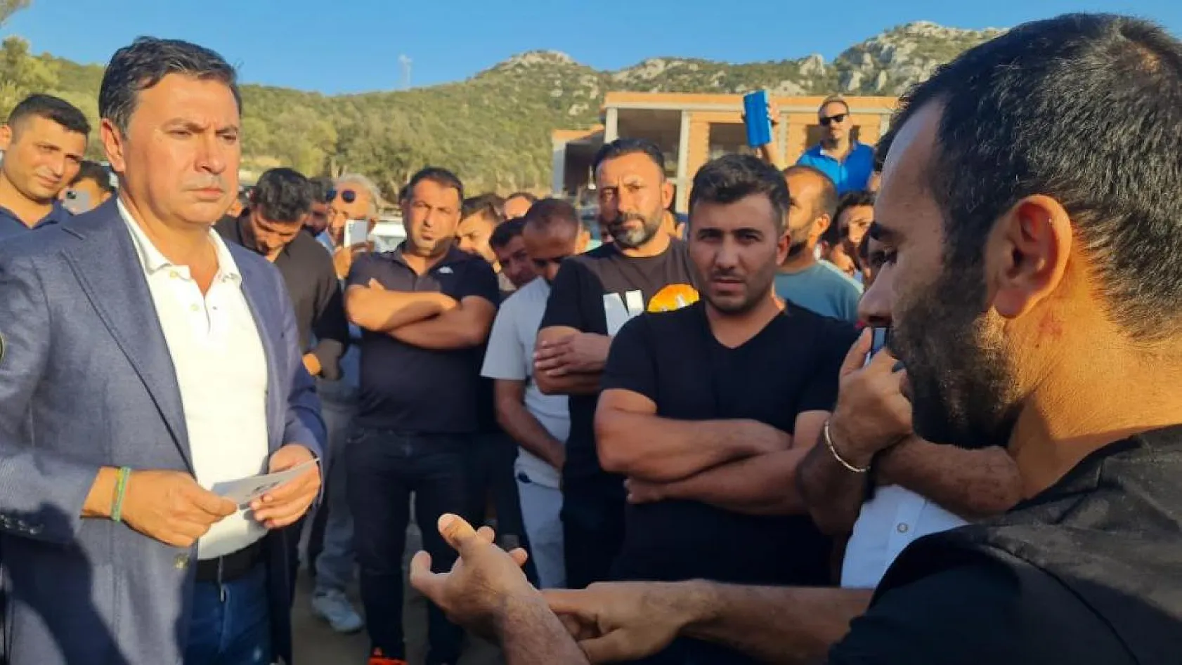 Başkan Aras, 'Bodrum'un tarumar edilmesine göz yummayın'