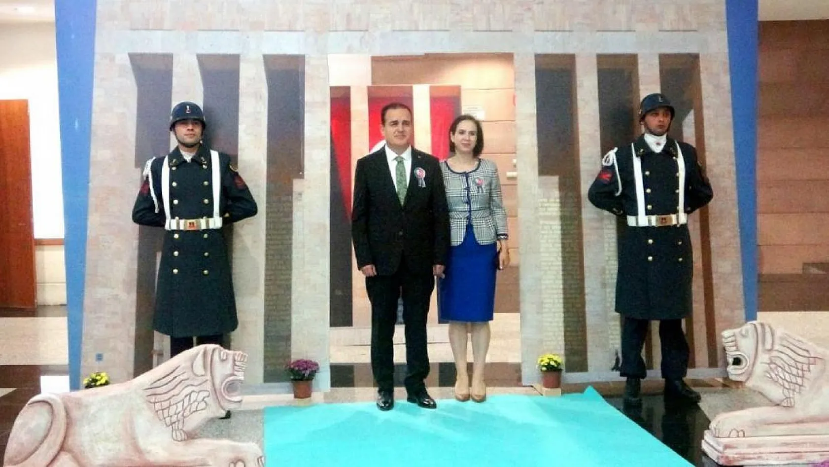10 Kasım Atatürk'ü anma töreni