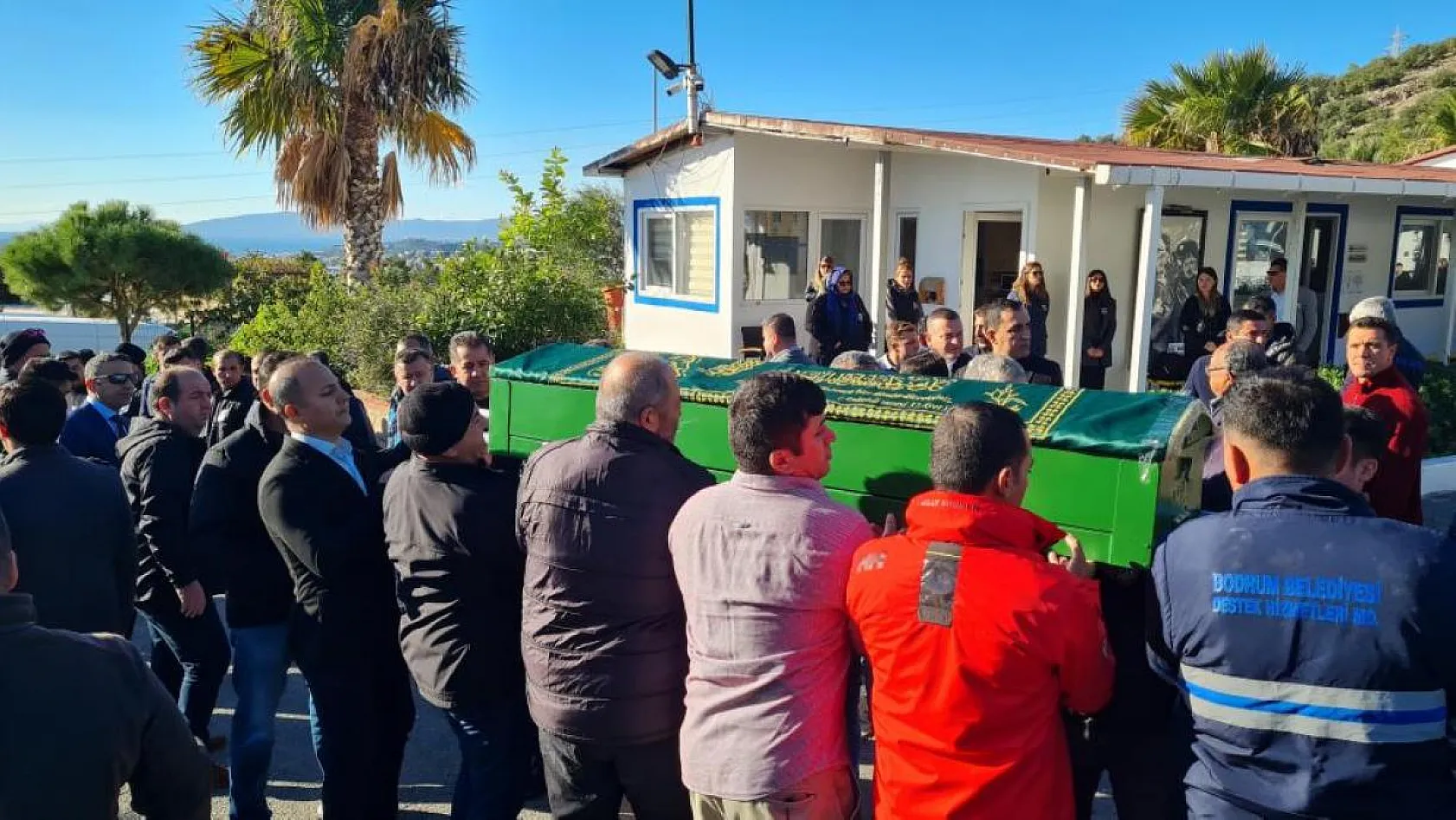 Özsezgin, son yolculuğuna uğurlandı