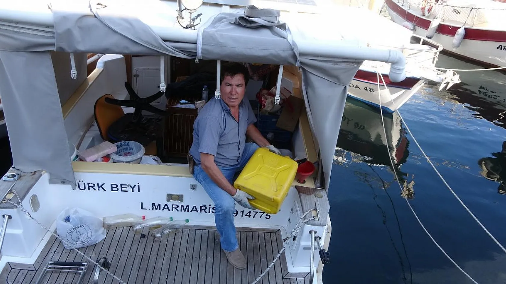 Denizciler fırtınaya hazırlandı
