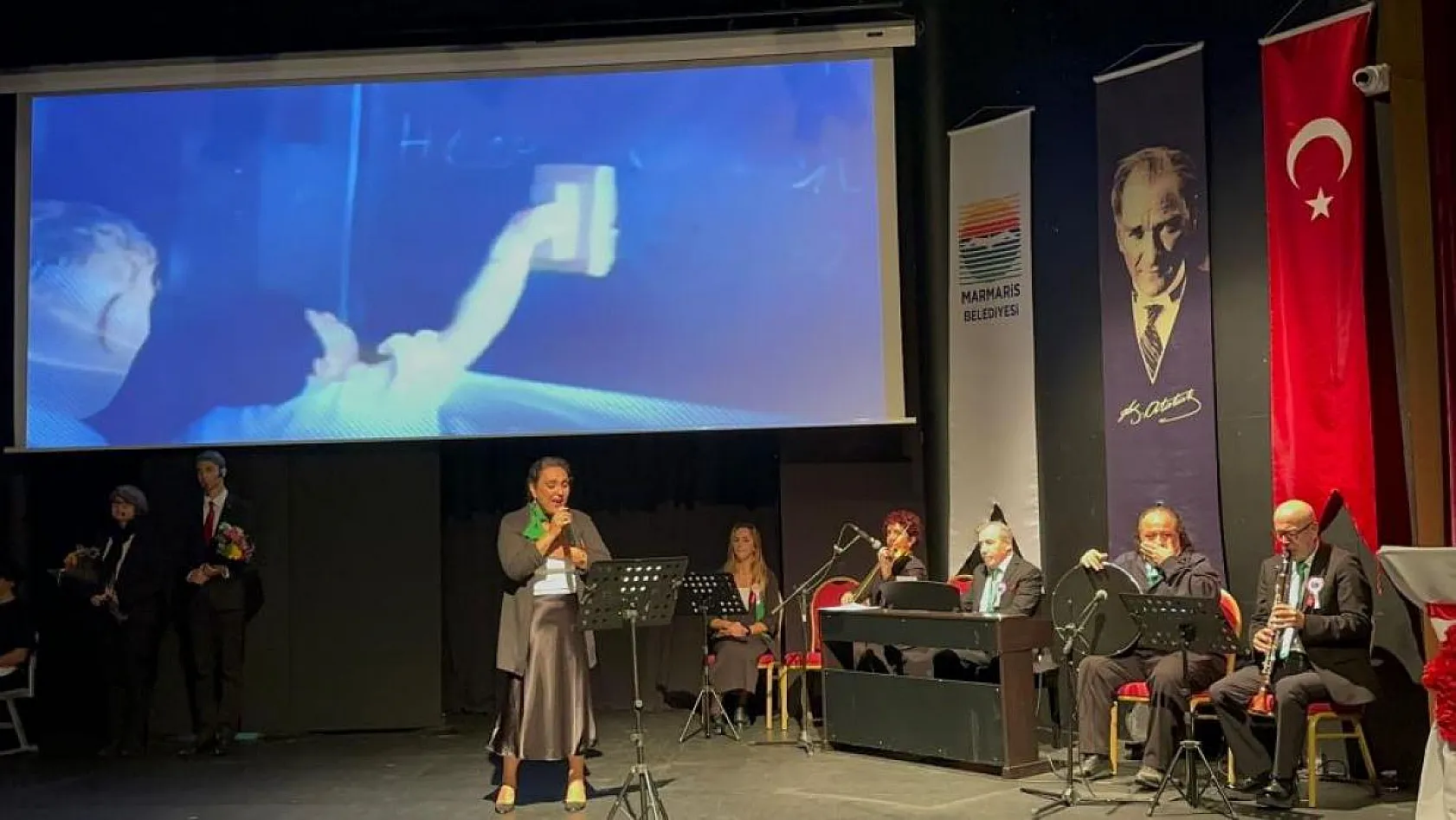 Marmaris'te öğretmenler unutulmadı