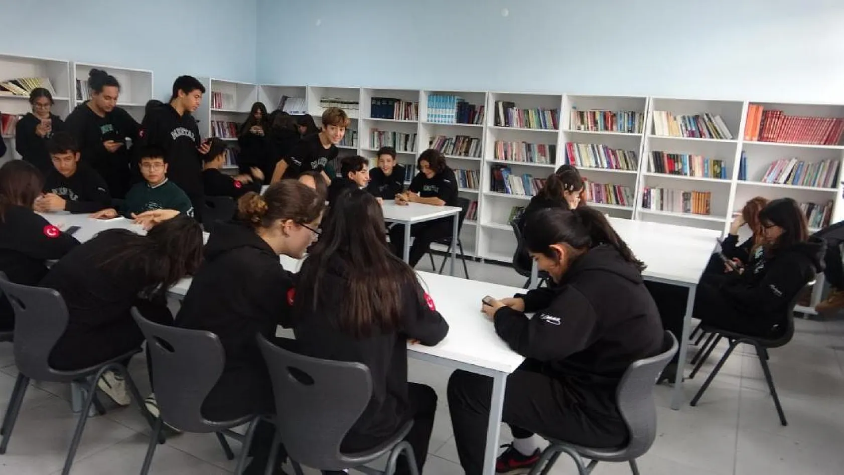 Teknolojiyi kullanarak hem öğreniyorlar, hem eğleniyorlar