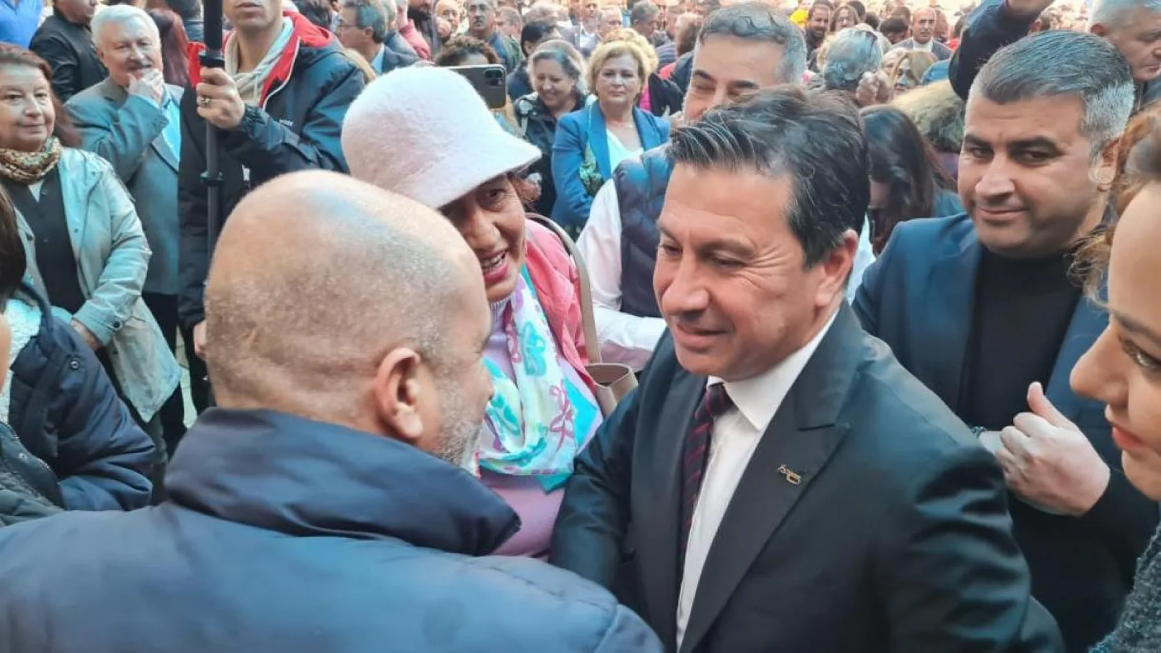 Başkan Aras, '5 yıl daha talibim'