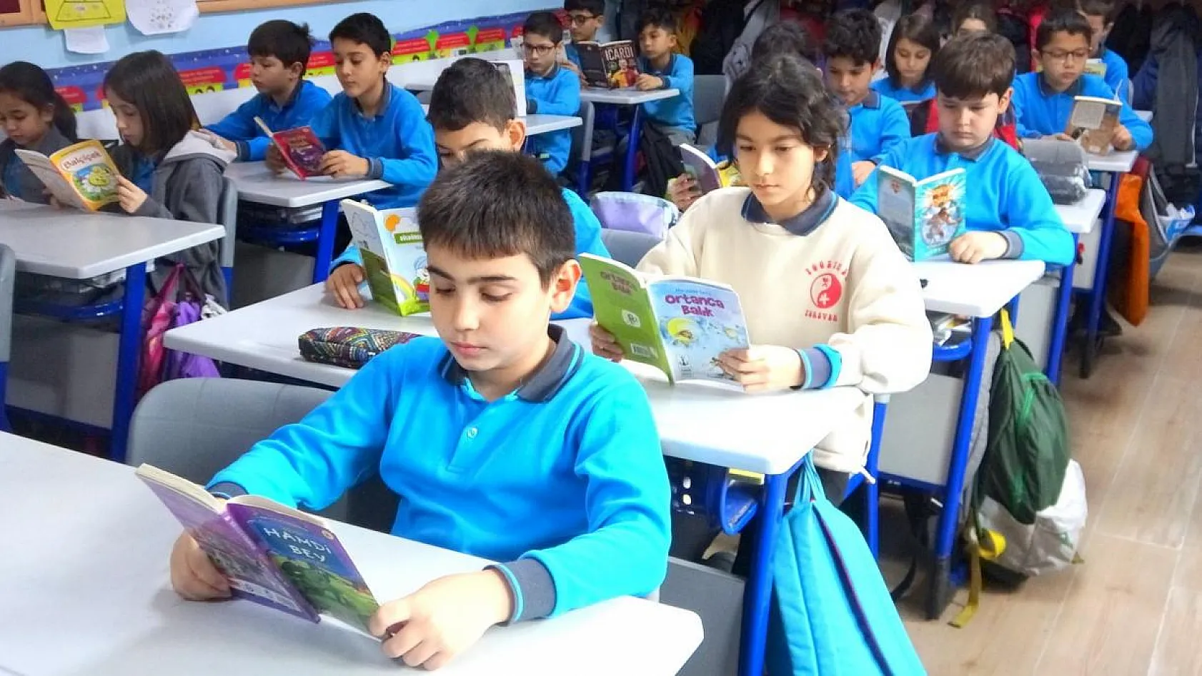 'Bir Kitap Bir İnsan Projesi' yoğun ilgi gördü