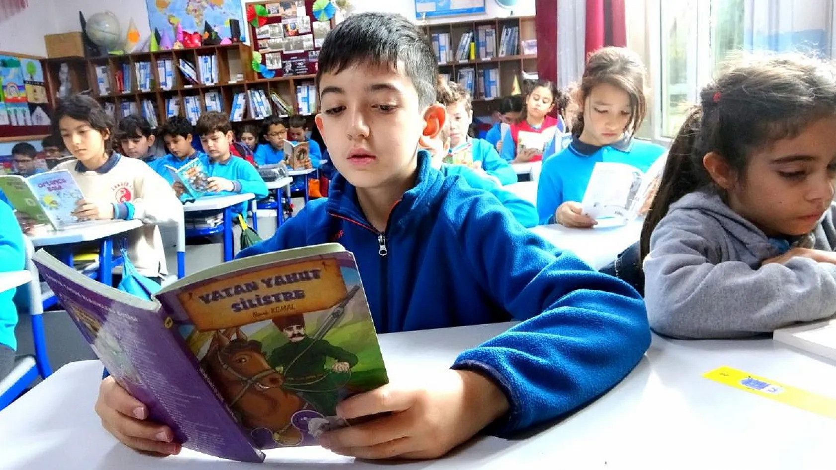 'Bir Kitap Bir İnsan Projesi' yoğun ilgi gördü