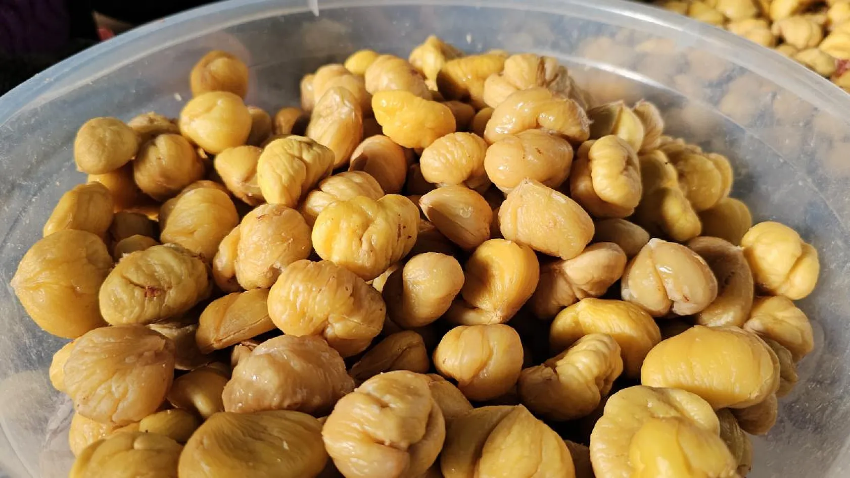 Kestane şekeri, Uzak Doğu sofralarını süslüyor