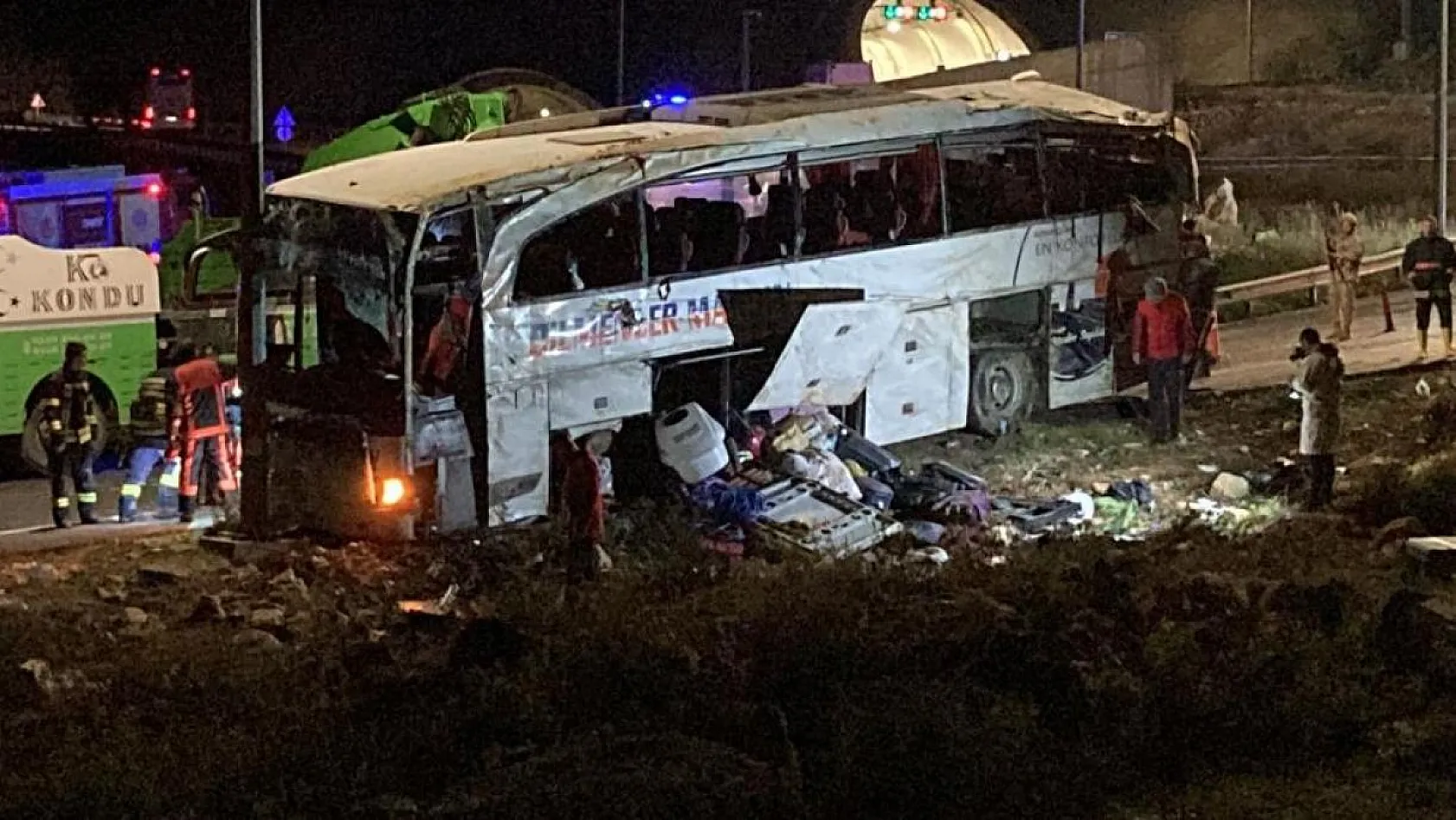 KAZA DEĞİL CİNAYET! 9 kişinin hayatını kaybettiği kazada şoförün hızı 3 kat fazla çıktı