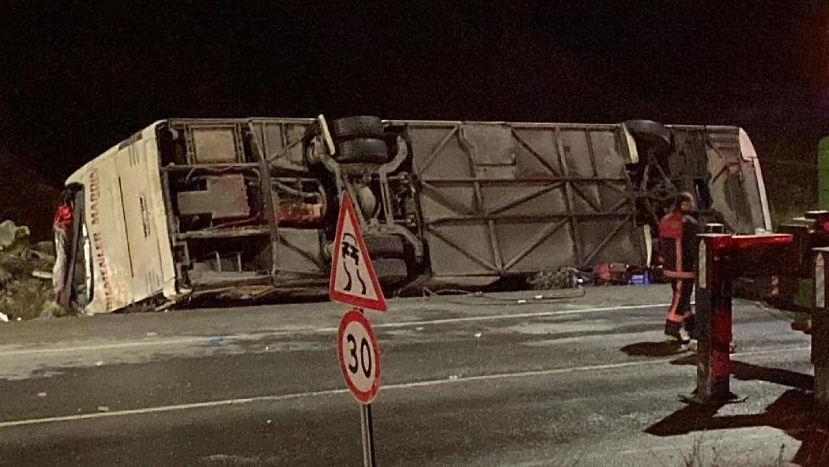 KAZA DEĞİL CİNAYET! 9 kişinin hayatını kaybettiği kazada şoförün hızı 3 kat fazla çıktı