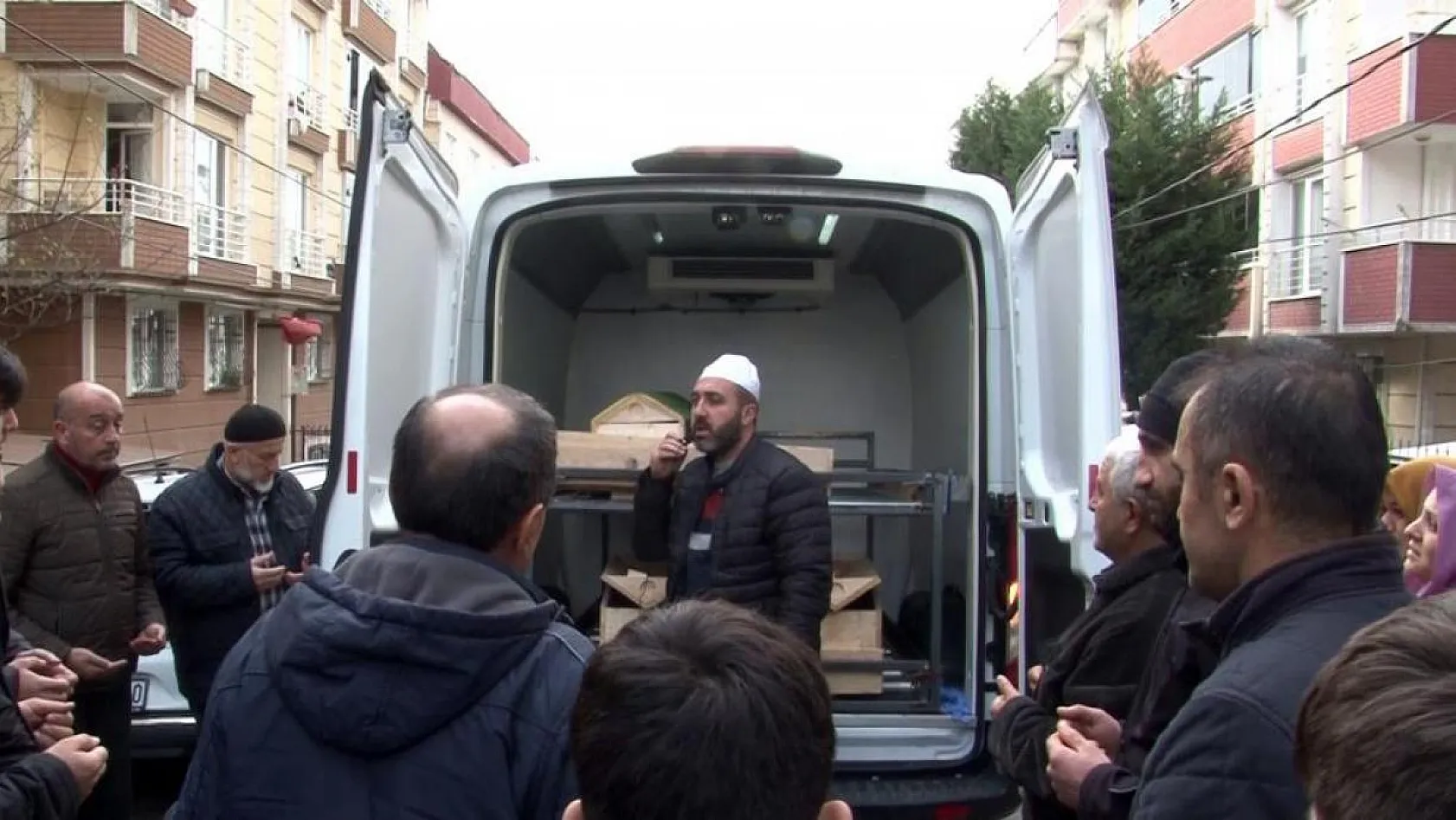 14 yaşındaki stajyer, demir büküm makinesine sıkışıp öldü