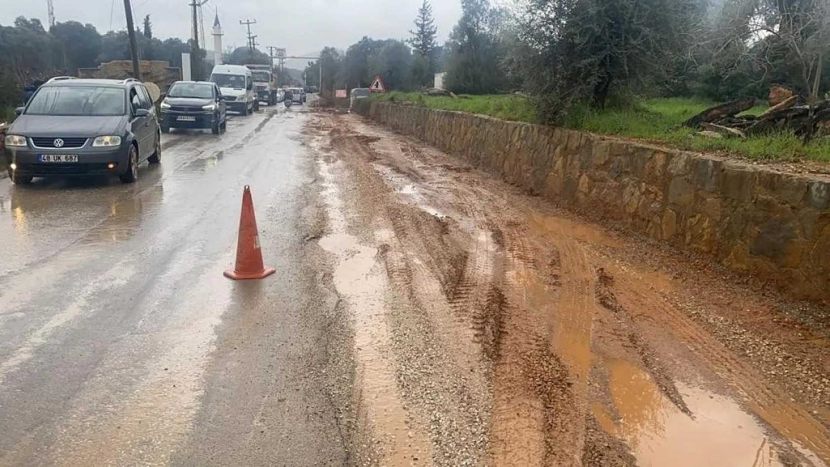 Belediye Yolda Çalışma Başlattı