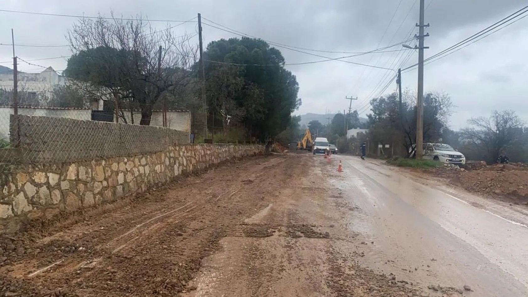 Belediye Yolda Çalışma Başlattı