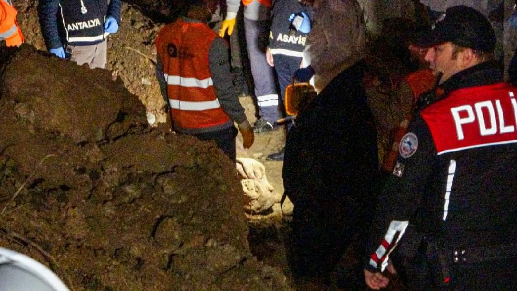 Cesedi boş araziye gömülmüştü! DNA testi herşeyi ortaya çıkardı