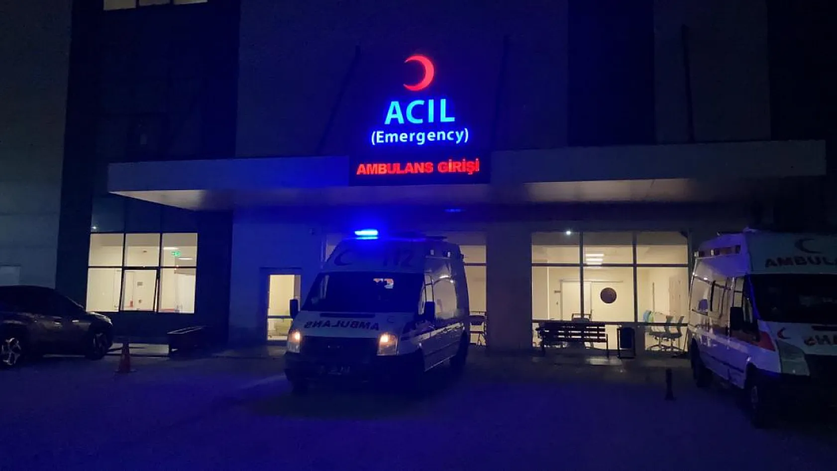 Otomobilin çarptığı elektrikli motosiklet sürücüsü öldü