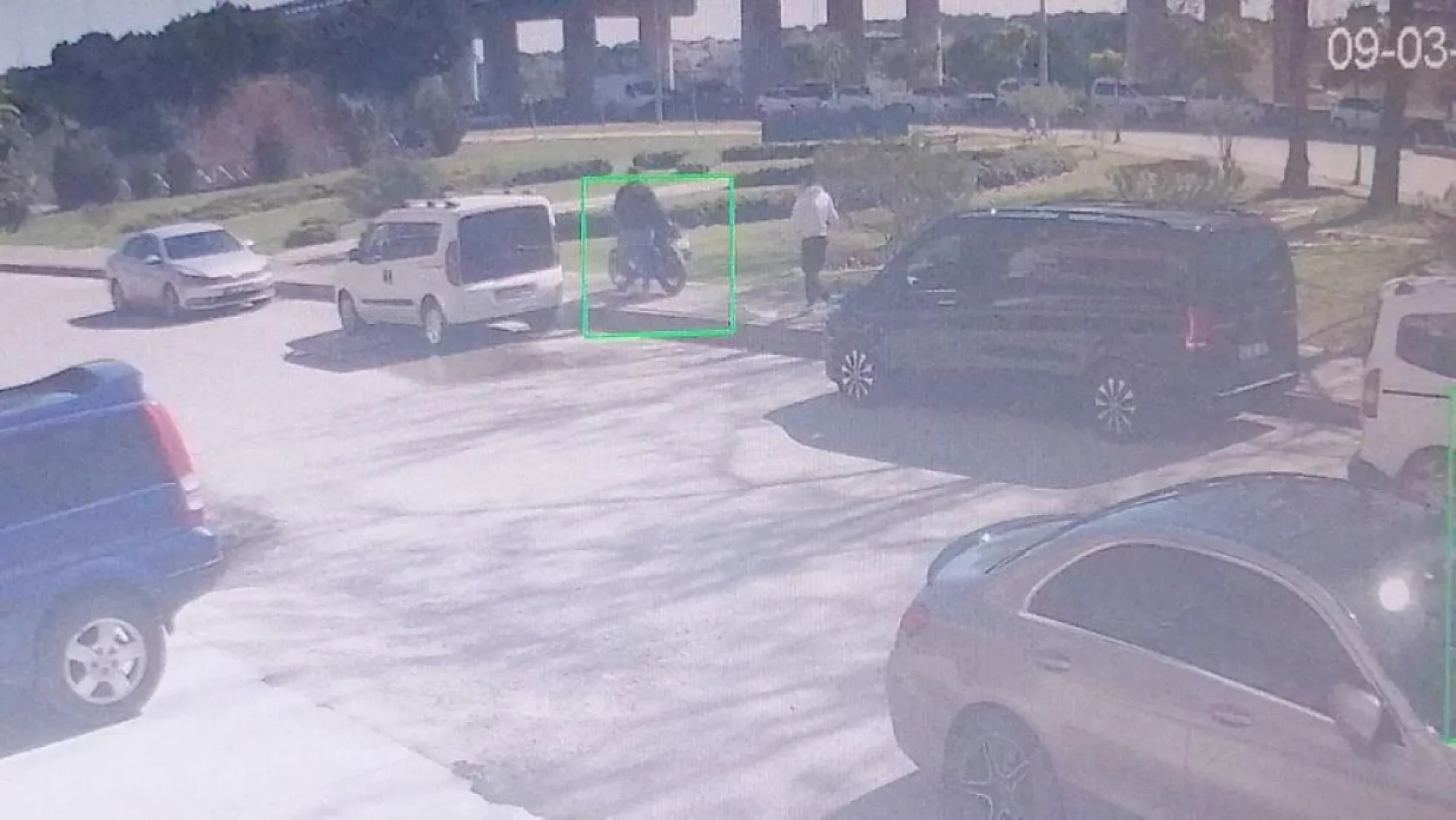 Motosikletlerin çarpıştığı kazada 2 kişi yaralandı