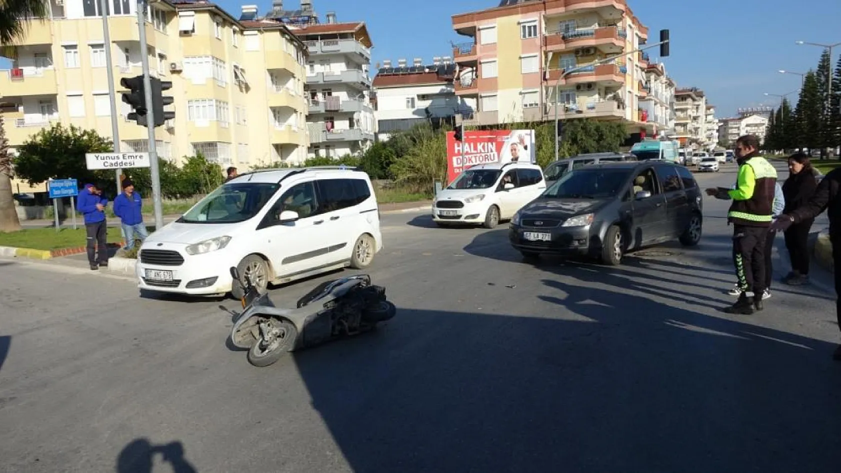 Otomobille motosiklet çarpıştı, kazada 1 yaralı