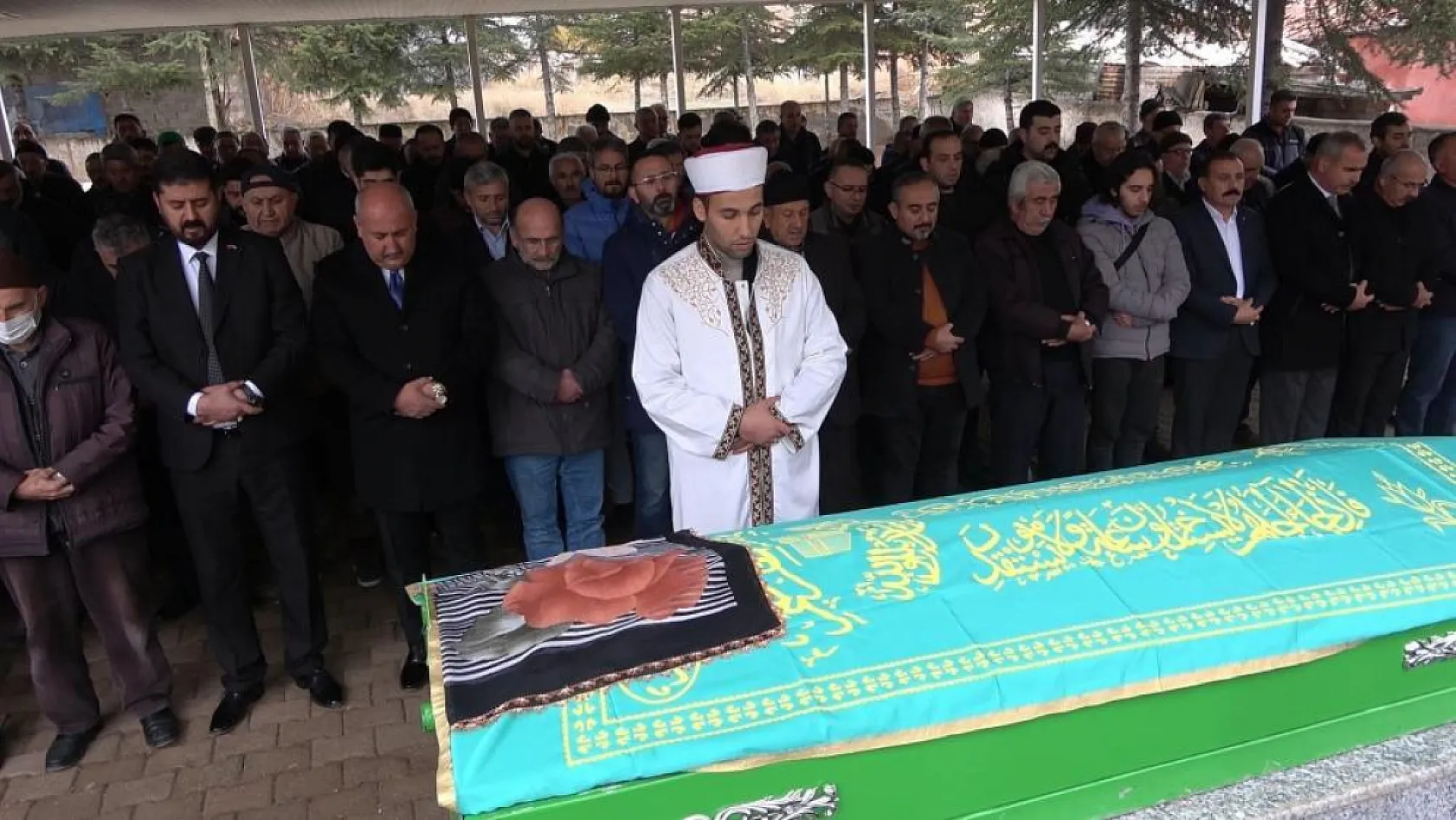 Hülya hemşireyi 11 bıçak darbesiyle öldüren kocasına ağırlaştırılmış müebbet