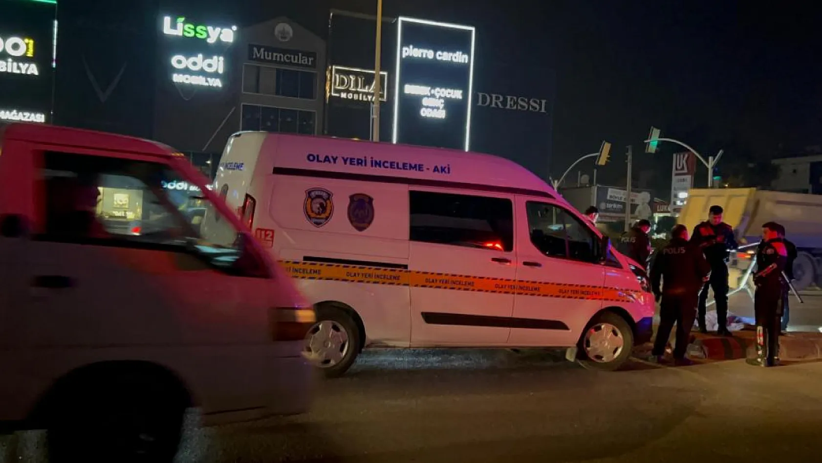 Evli çifti kaza ayırdı, 1 ölü 1 yaralı