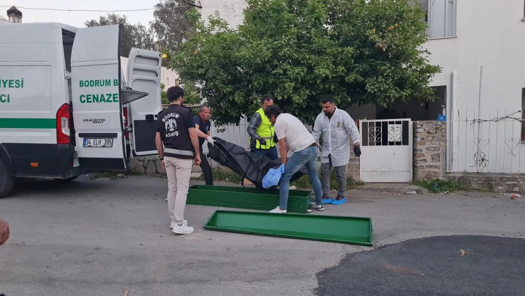 Bodrum'da Komşusunu sokak ortasında öldürdü