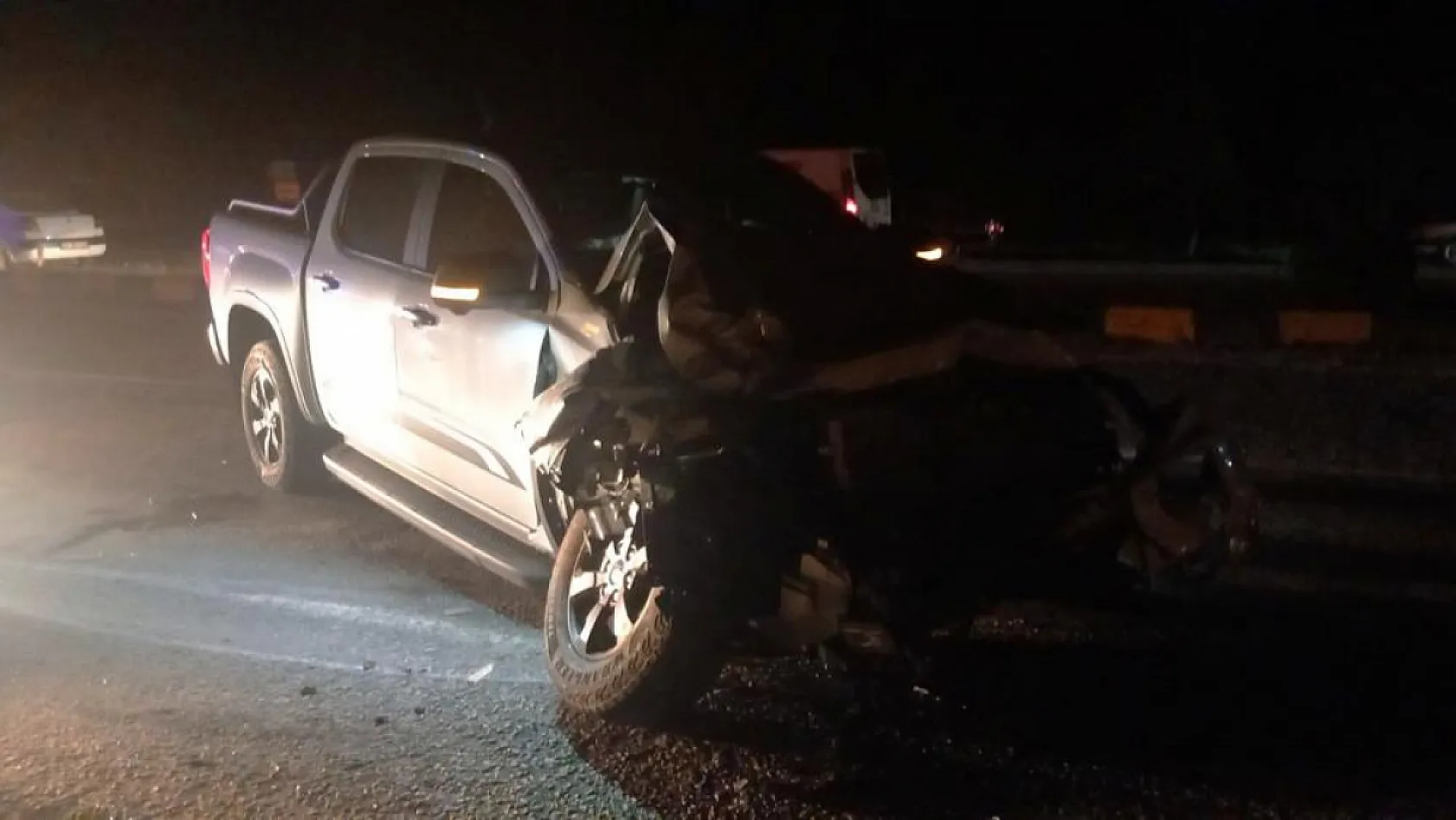 Muğla'da feci kazada 2 ölü, 3 yaralı