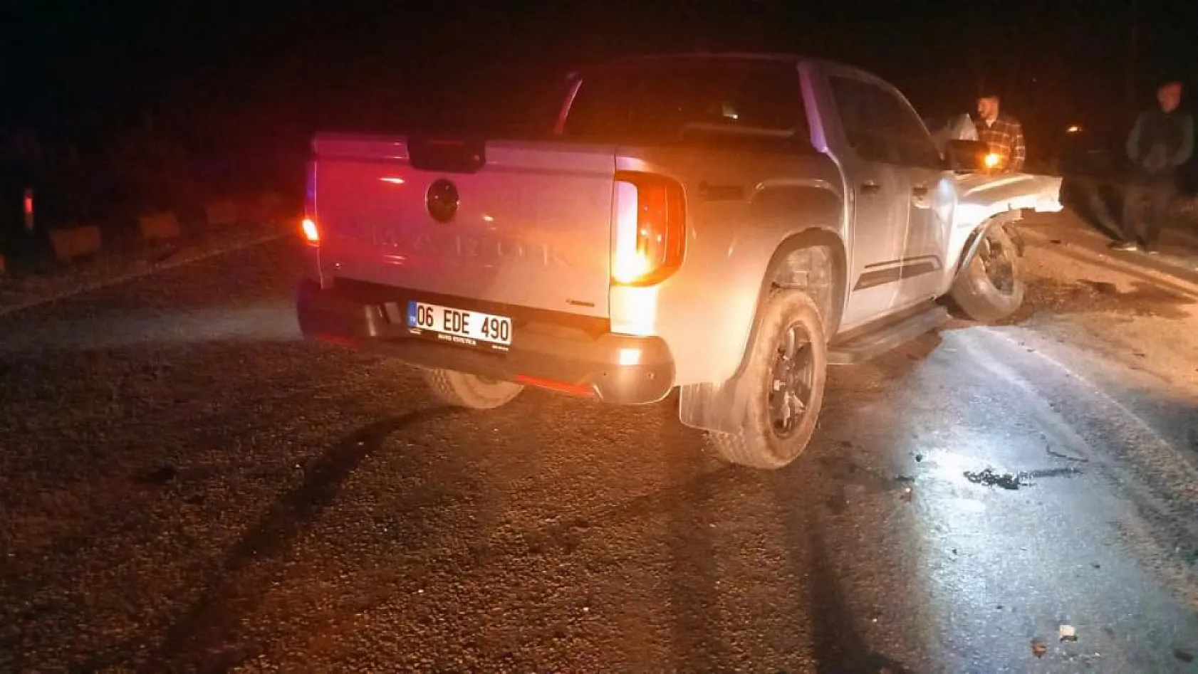 Muğla'da feci kazada 2 ölü, 3 yaralı