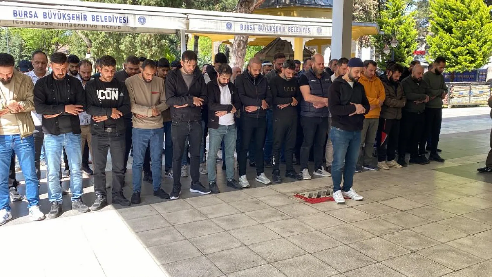 Oğlu boğularak ölen anne aynı gün erkek evlat dünyaya getirdi