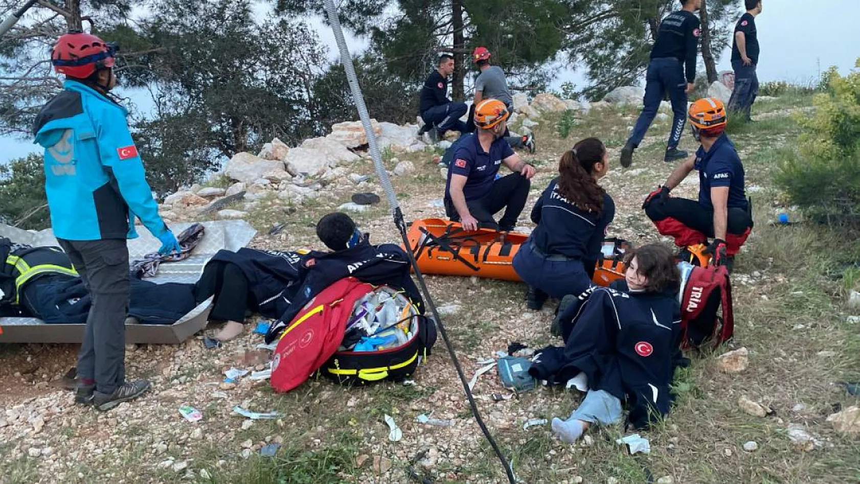 Antalya'da teleferik kabini düştü: 1 ölü, 2'si çocuk 7 yaralı