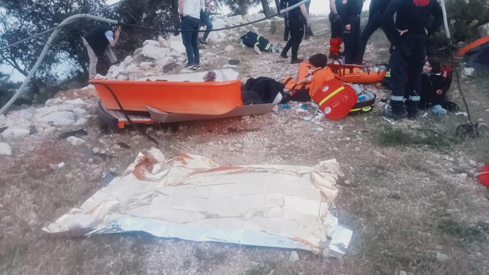 Antalya'da teleferik kabini düştü: 1 ölü, 2'si çocuk 7 yaralı