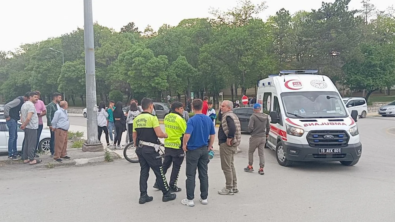 Kız arkadaşı ile tartışan gruba ateş açtı: 1 çocuk yaralandı