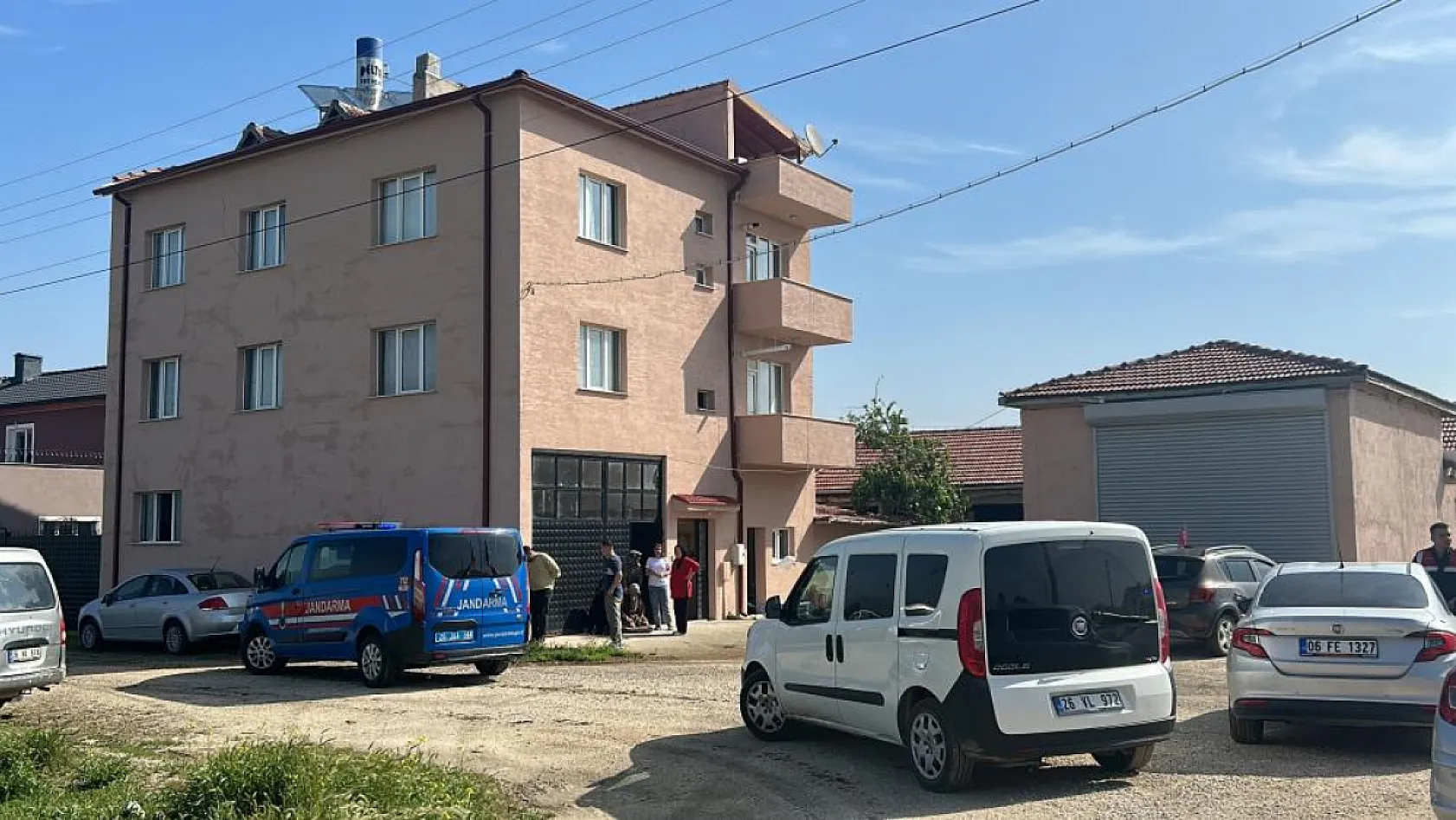 Babası tarafından göğsünden bıçaklanan genç öldü
