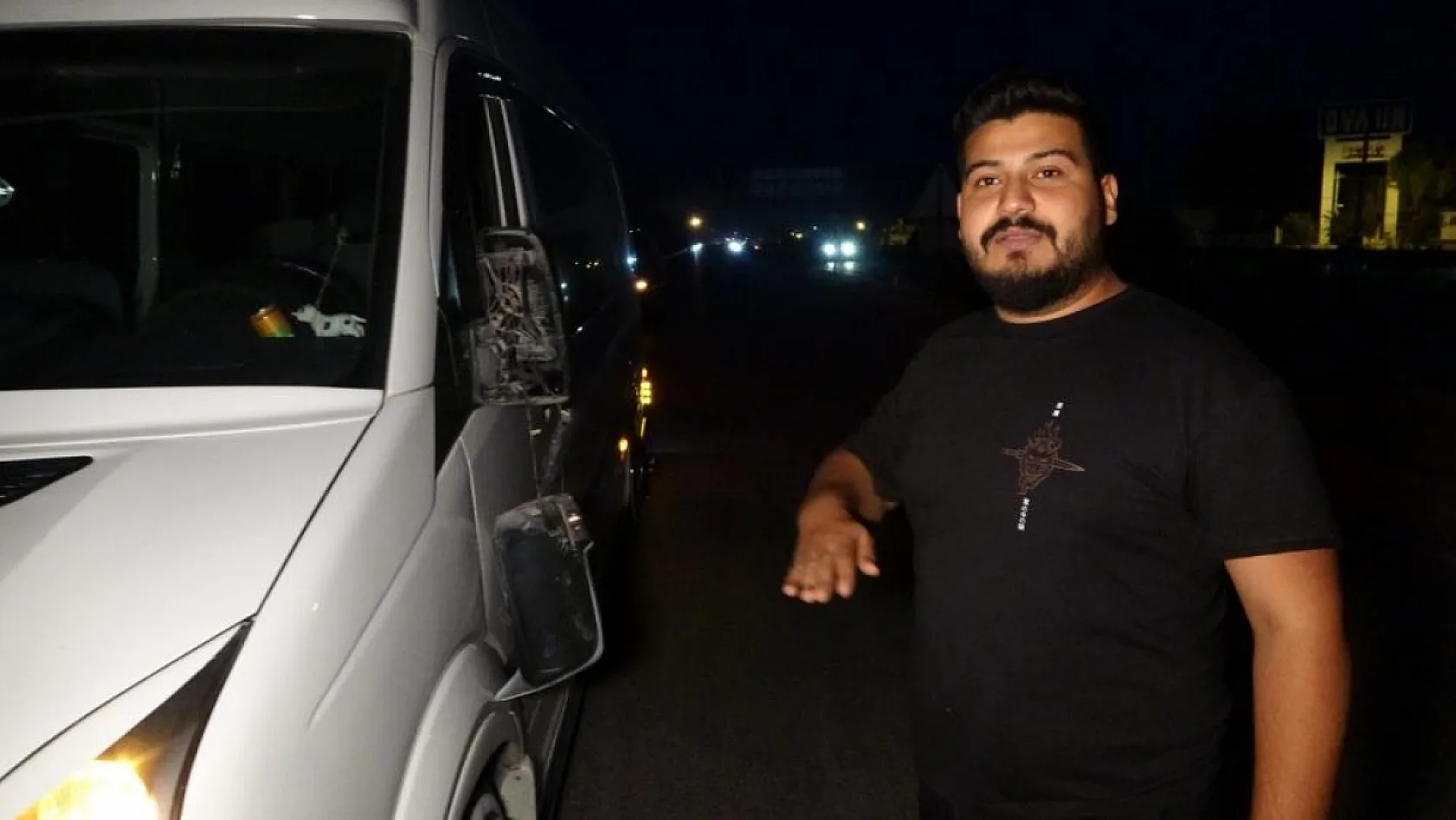 Aracına çarpıp kaçan ehliyetsiz ve alkollü sürücüyü 500 metre takip edip yakaladı