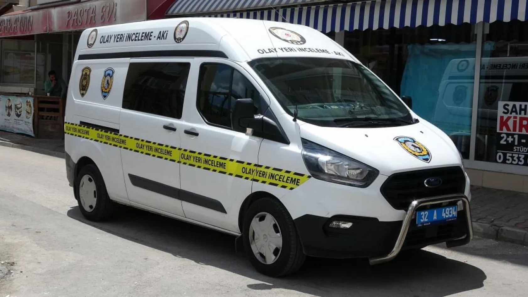 Patlamayı duyan deprem sandı, kendini dışarı attı