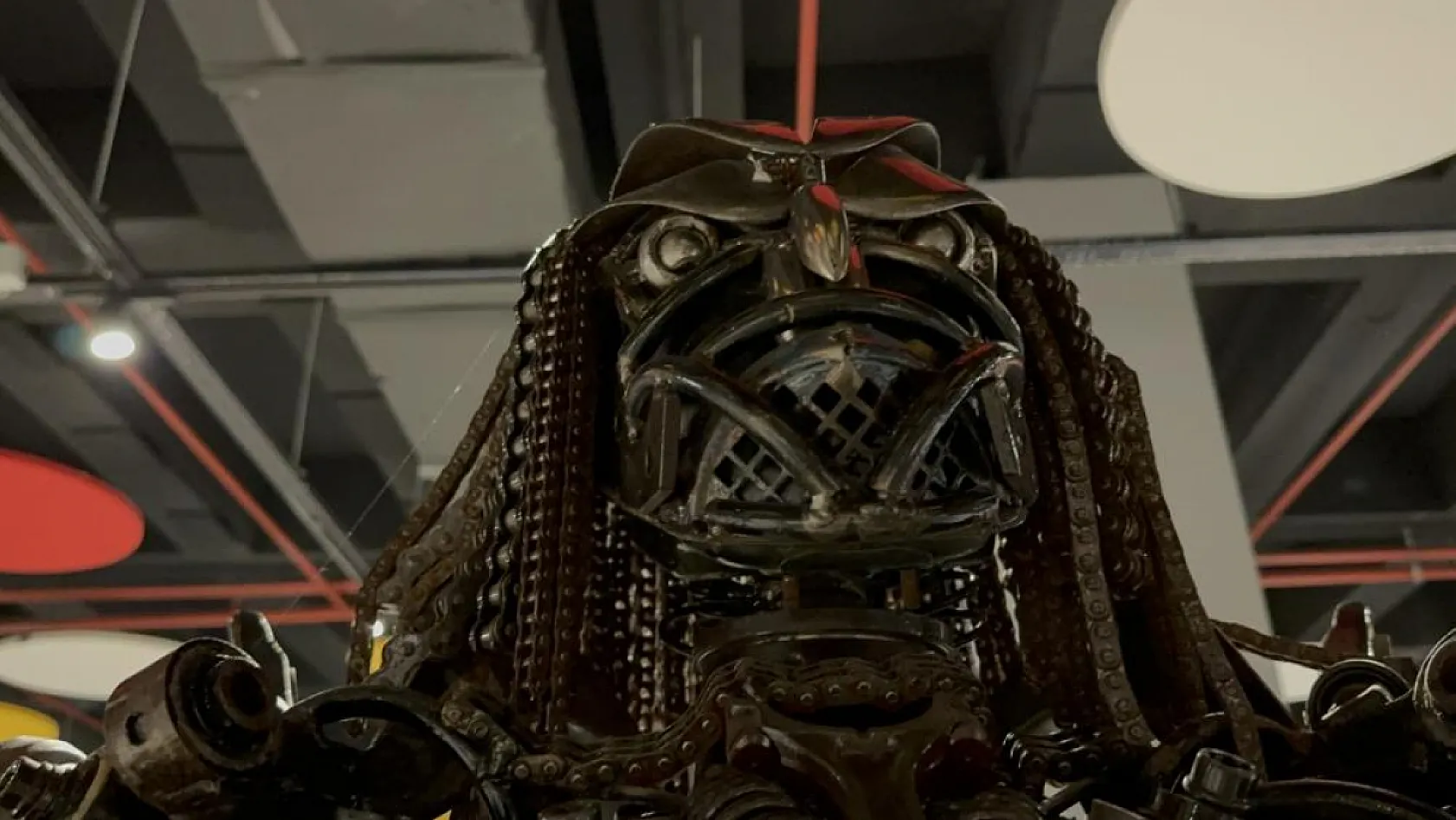 Sanayiden müzeye: Araç parçaları sanat eserine dönüştü