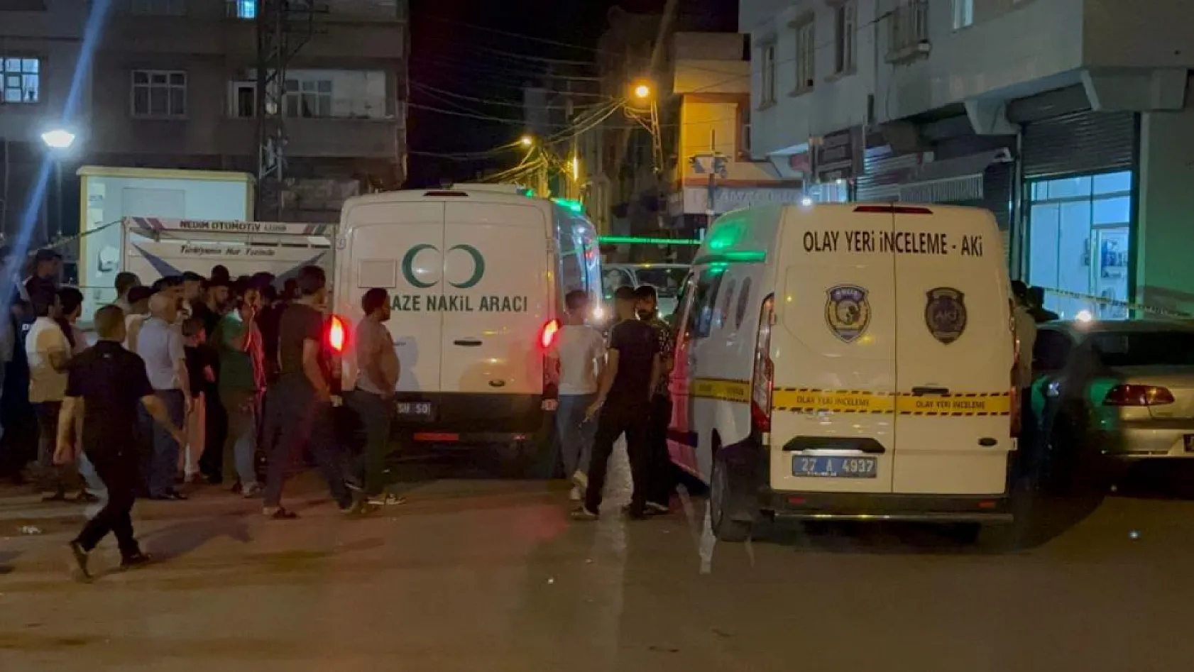Cinnet getiren şahıs, 5 kişiyi öldürdükten sonra intihar etti