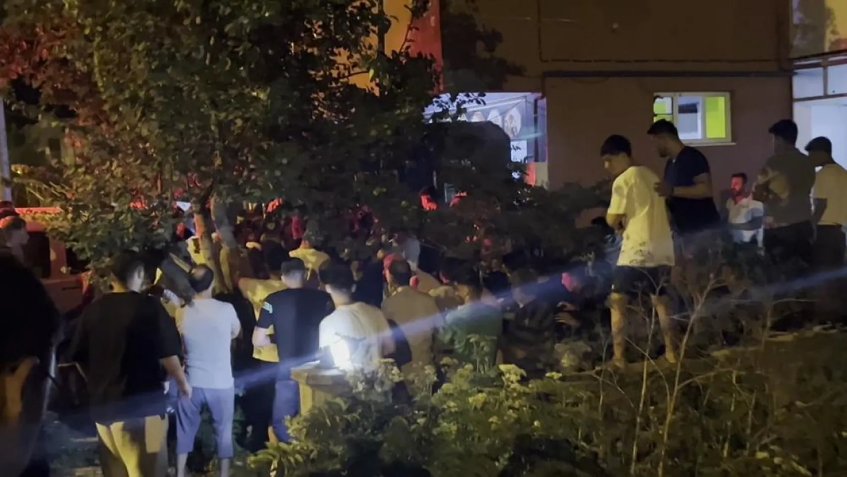 'Markette genç kıza laf attı' iddiası ortalığı karıştırdı