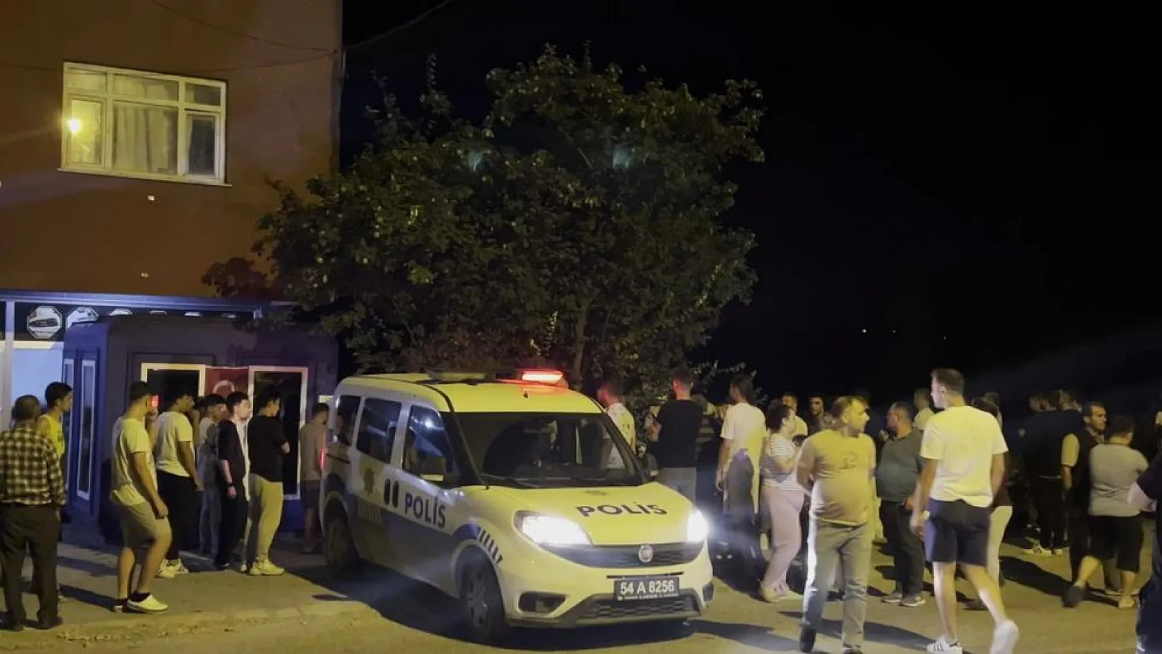 'Markette genç kıza laf attı' iddiası ortalığı karıştırdı
