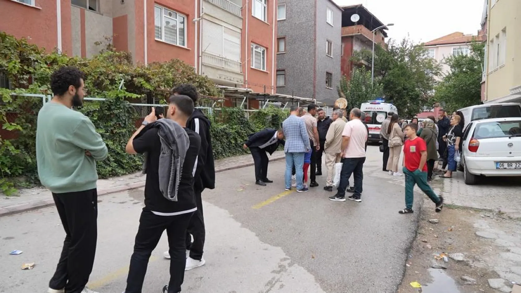 Küçük çocuk faciaya yol açtı, çakmakla oynarken evi yaktı