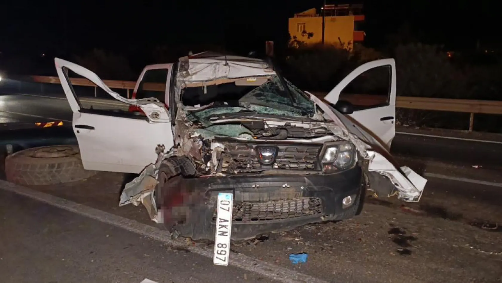 Alkollü sürücü dehşeti: 2'si ağır 3 yaralı