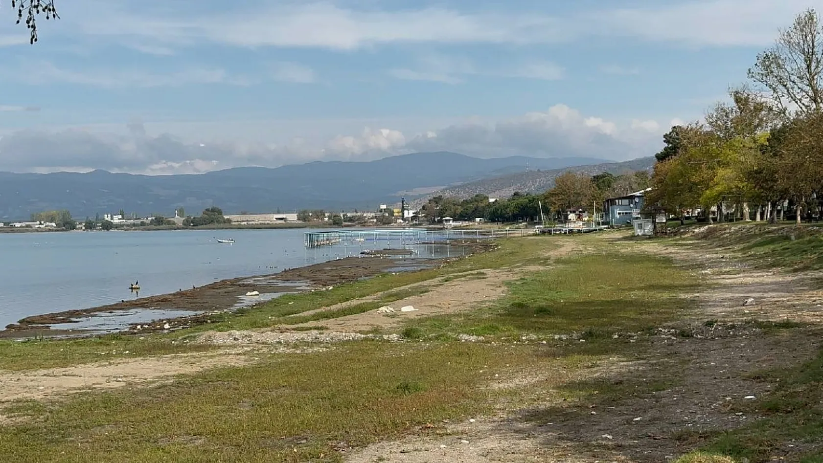 İznik Gölü Kuraklıkla Mücadele Ediyor