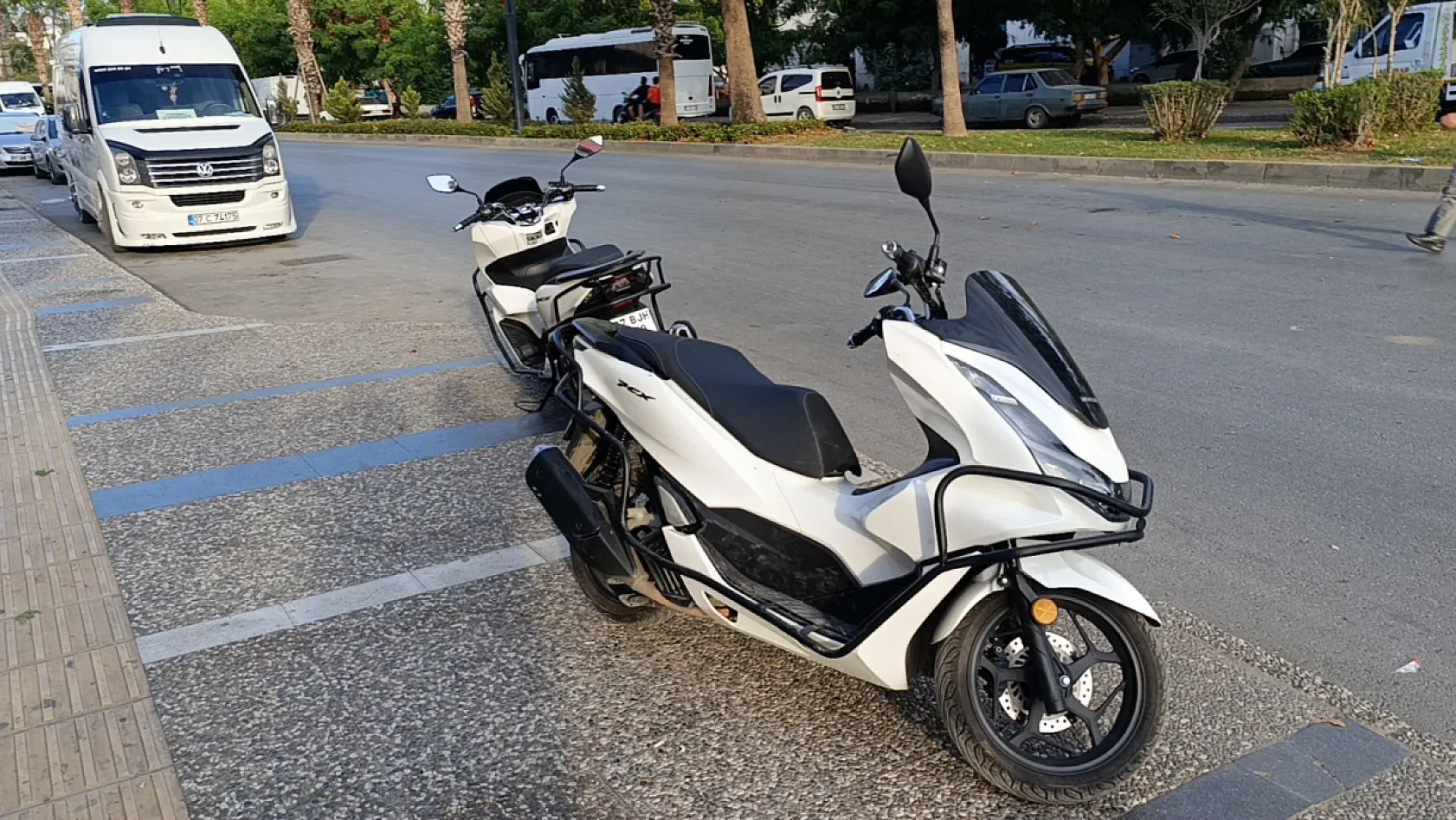 Motosiklet Karışıklığı: Yanlış Motosiklete Binen Sürücü Geri Çağrıldı