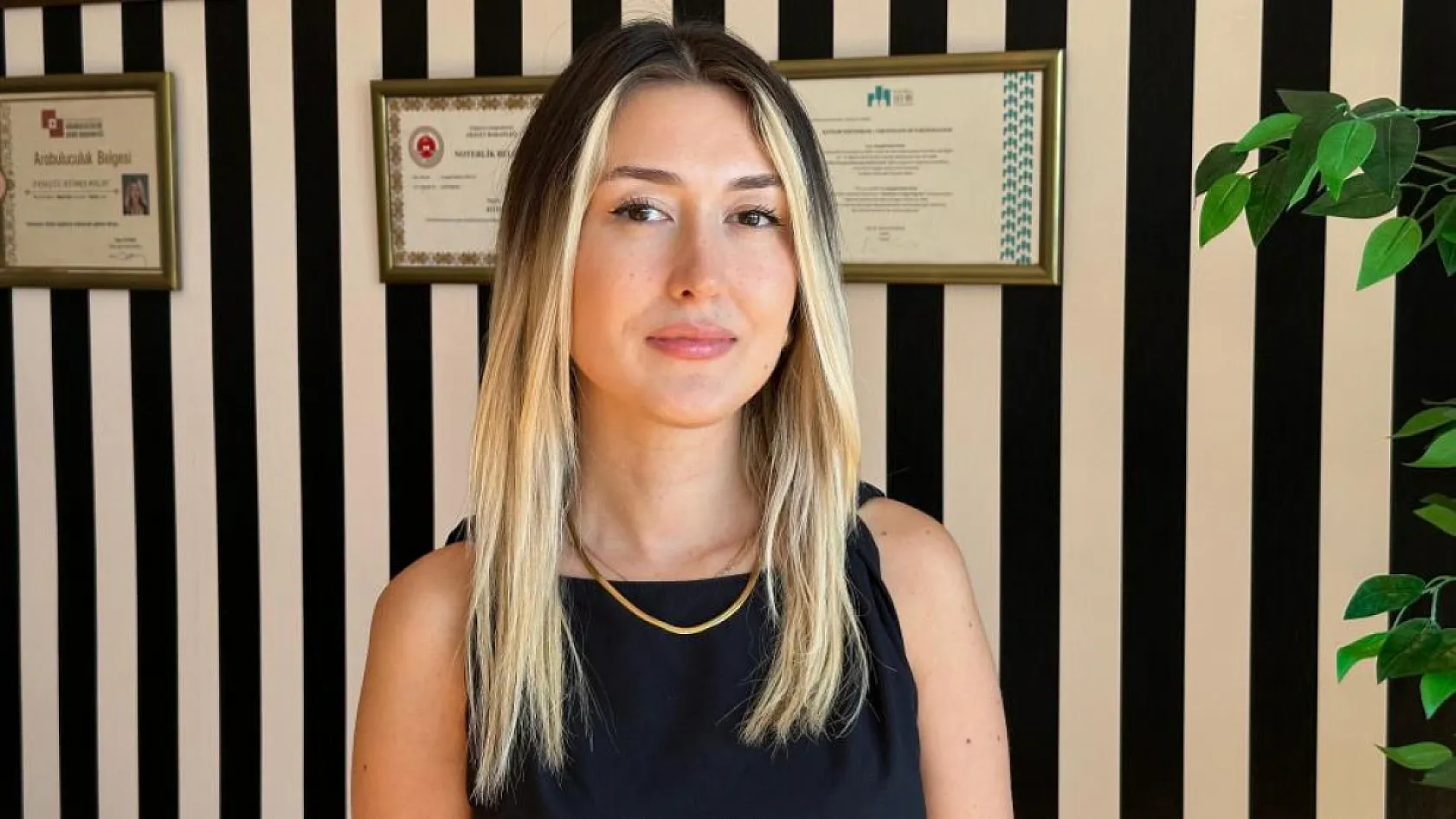 Havalimanında doğurduğu bebek klozette bulunan Rus uyruklu annenin görüntüleri ortaya çıktı
