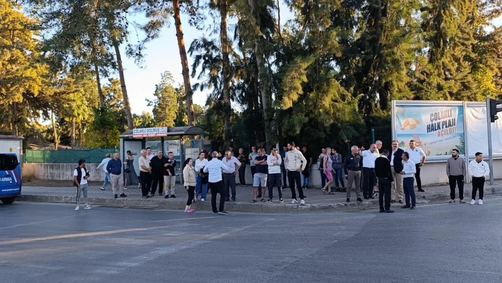 Otel çalışanlarını taşıyan servis araçları çarpıştı: 13 yaralı