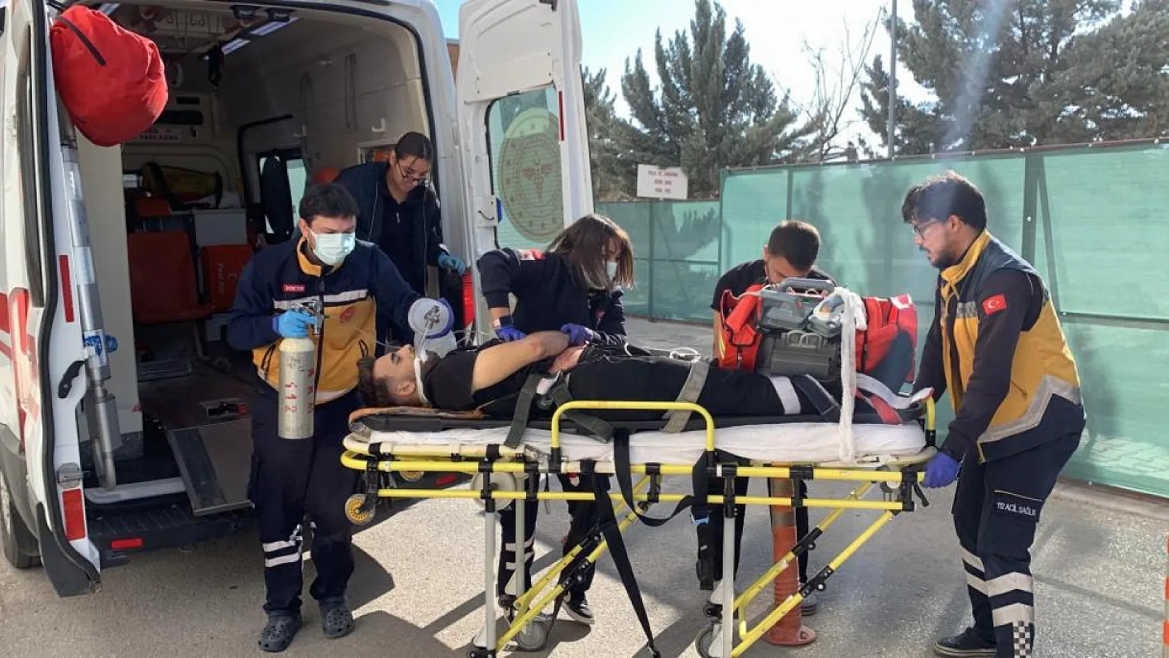 Lise öğrencisi okula tabanca getirip arkadaşını öldürdü