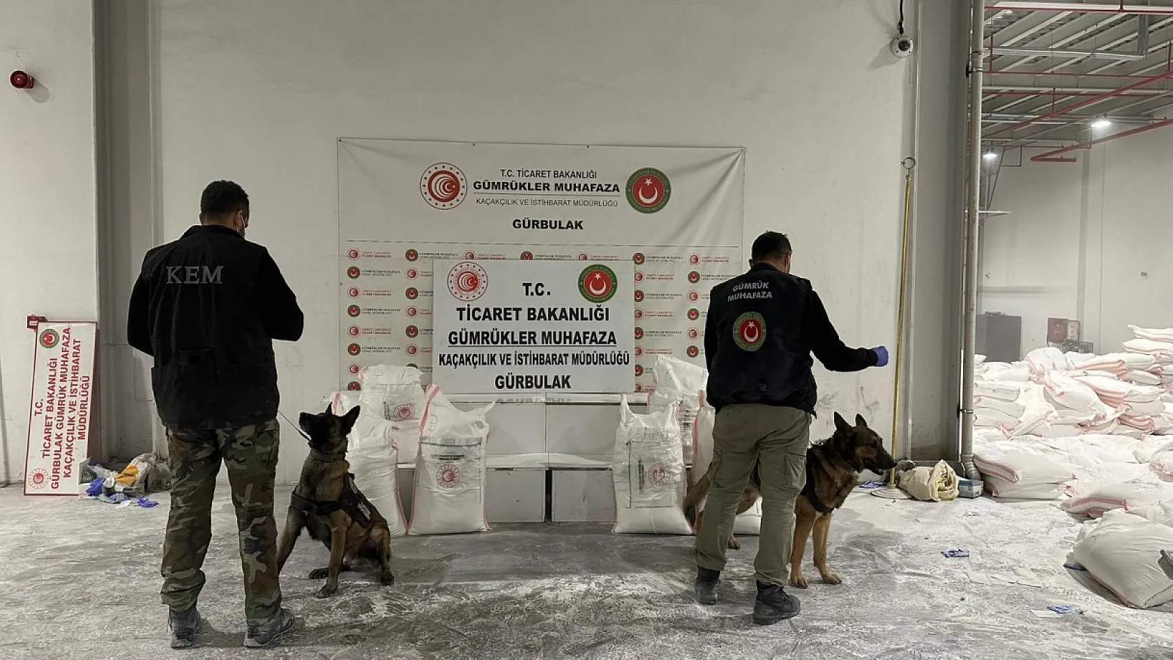 4 buçuk tondan fazla uyuşturucu ele geçirildi