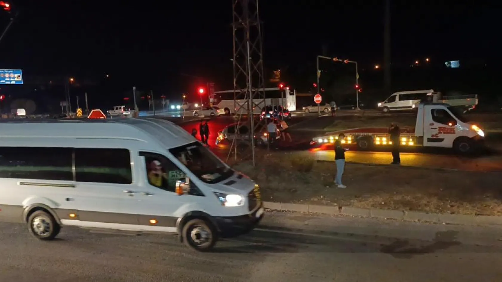 Kırmızı ışık ihlali yapan İsviçreli sürücü yolu savaş alanına çevirdi