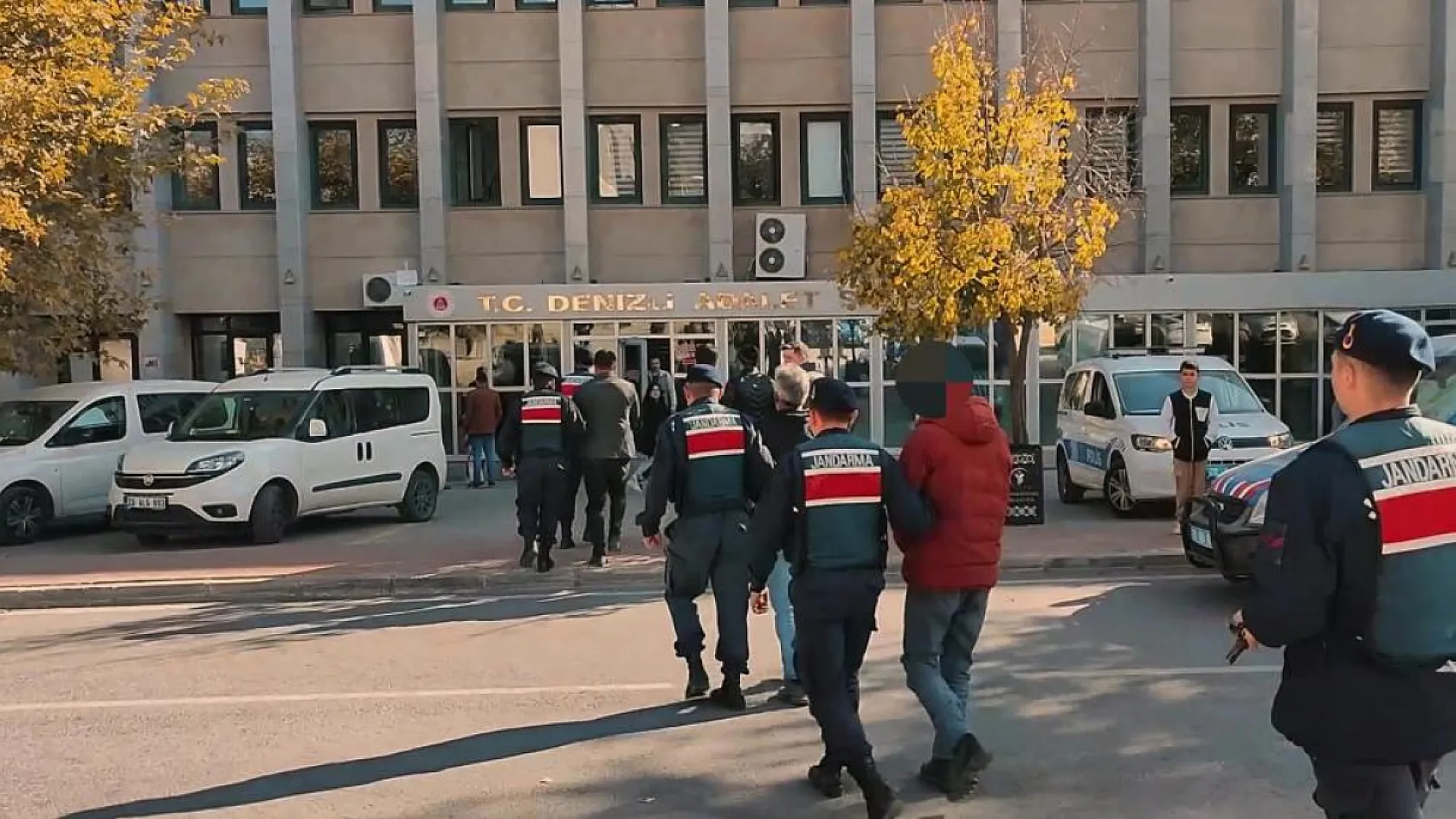 1600 yıllık altın takıları kuru fasulyenin içine sakladılar