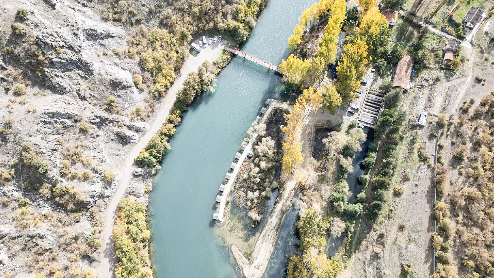 İç Anadolu'nun gizli kalmış cenneti renkleriyle görenleri mest ediyor