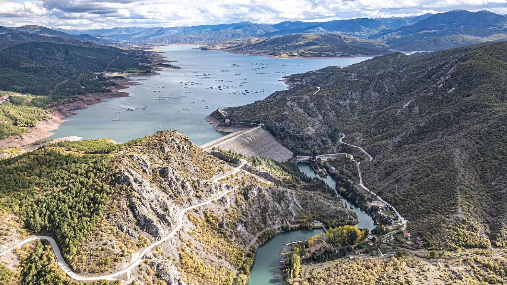 İç Anadolu'nun gizli kalmış cenneti renkleriyle görenleri mest ediyor